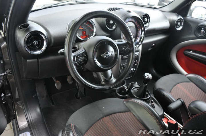 Mini Countryman COOPER 1,6D ALL4 2015