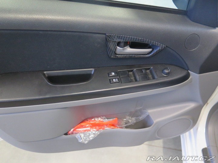 Suzuki SX4 1.6VVT,navi,klima,výhřev, 2009