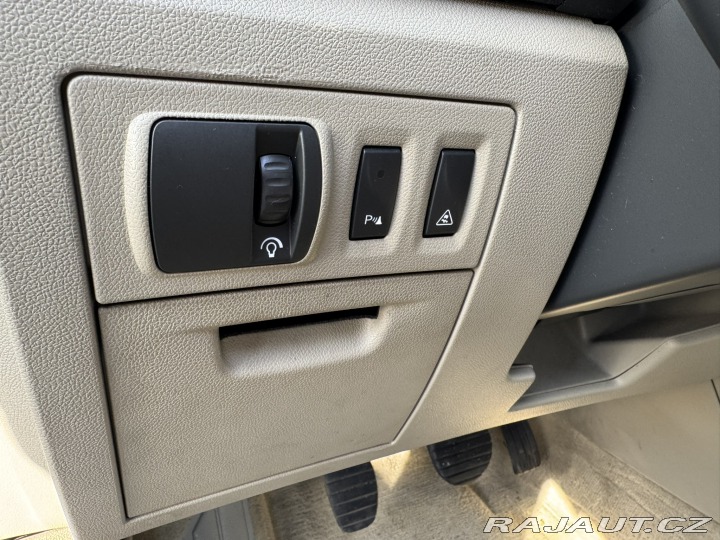 Renault Laguna 2,0 DCI 127 KW INITIALE 2009