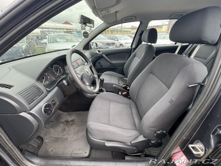 Škoda Octavia 1,6 MPI 75KW 1. MAJ KM SK 2009