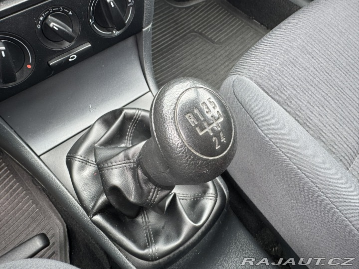 Škoda Octavia 1,6 MPI 75KW 1. MAJ KM SK 2009