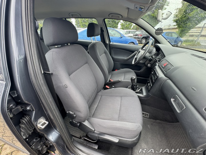 Škoda Octavia 1,6 MPI 75KW 1. MAJ KM SK 2009