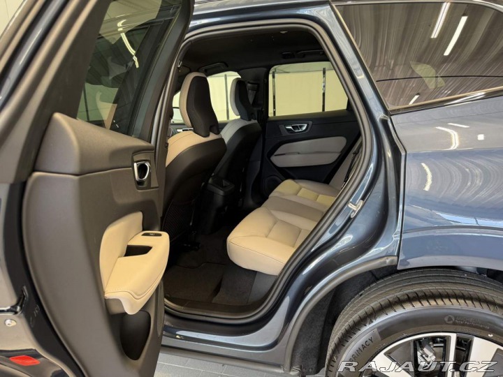 Volvo XC60 B5 2.0L 250+14 HP AT8 AWD 2025