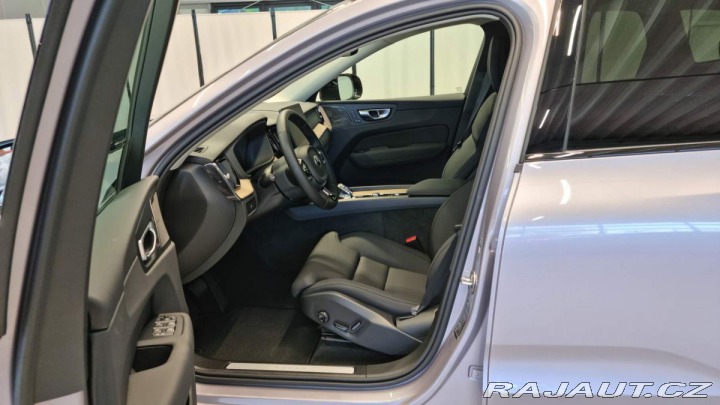 Volvo XC60 B5 2.0L 250+14 HP AT8 AWD 2025