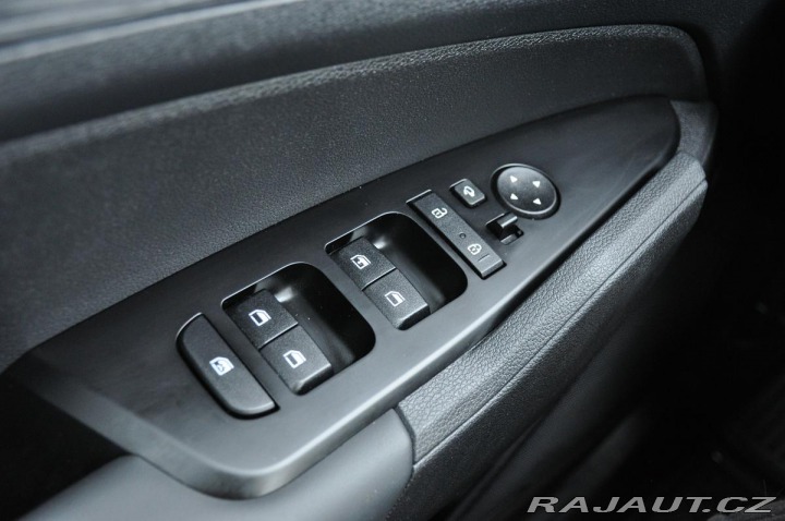 Kia Sportage 1.6 T-GDI DCT 7 REZERVACE 2023