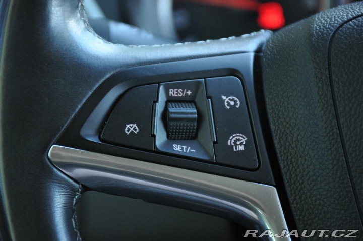 Opel Mokka 1,6i 2012