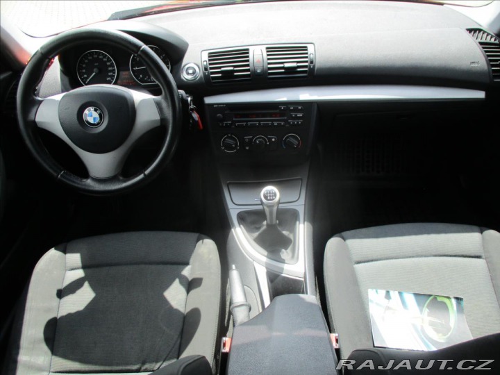 BMW 1 1,6 i 85kw CZauto 2006