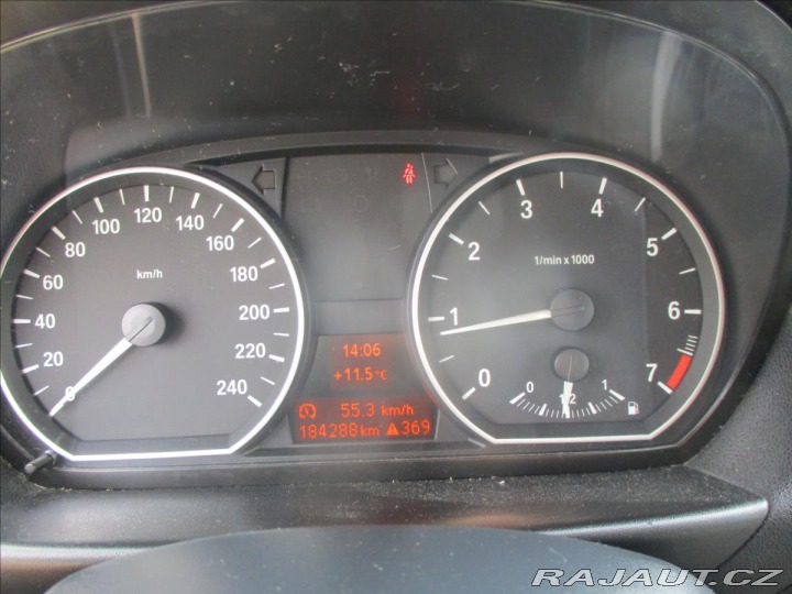 BMW 1 1,6 i 85kw CZauto 2006