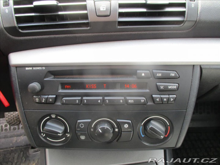 BMW 1 1,6 i 85kw CZauto 2006