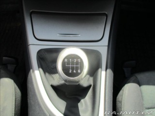 BMW 1 1,6 i 85kw CZauto 2006