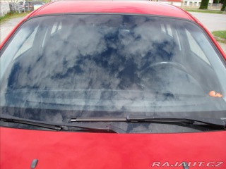 BMW 1 1,6 i 85kw CZauto 2006