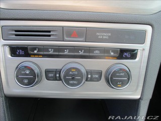 Volkswagen Golf Sportsvan 1,6 TDi 81kw Elegance TOP 2014
