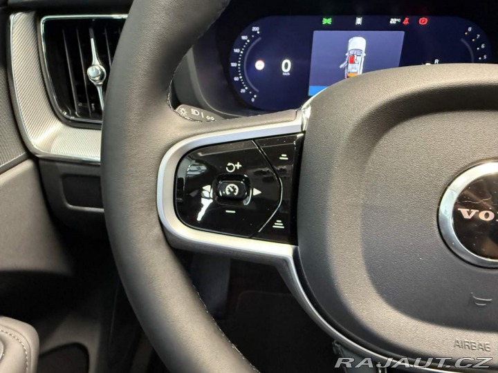 Volvo XC60 B5 2.0L 250+14 HPAT8 AWD 2026