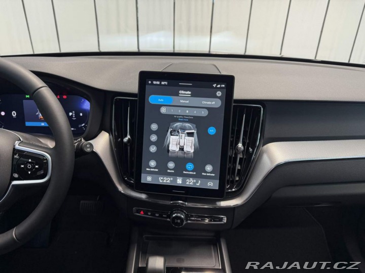Volvo XC60 B5 2.0L 250+14 HPAT8 AWD 2025
