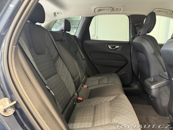 Volvo XC60 B5 2.0L 250+14 HP AT8 FWD 2025