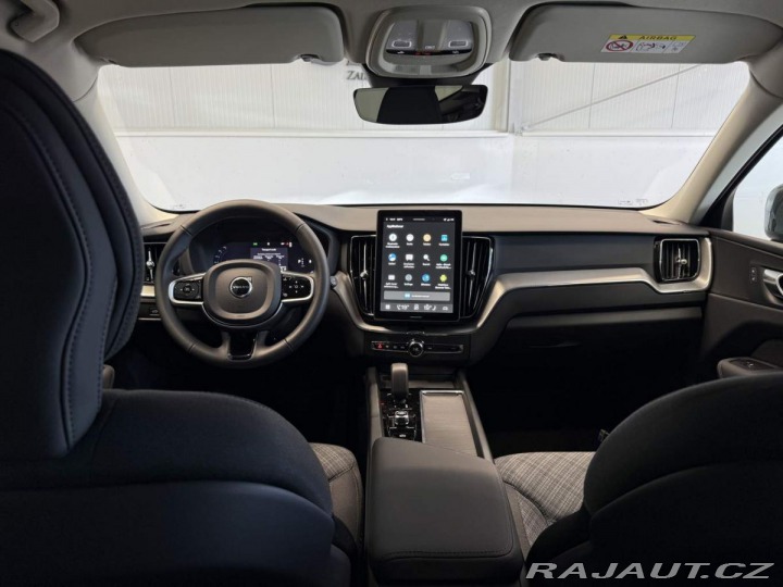 Volvo XC60 B5 2.0L 250+14 HP AT8 FWD 2025