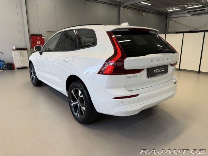 Volvo XC60 B5 2.0L 250+14 HPAT8 AWD 2025