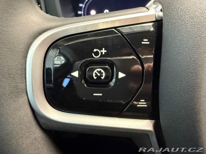Volvo XC60 B5 2.0L 250+14 HP AT8 FWD 2025