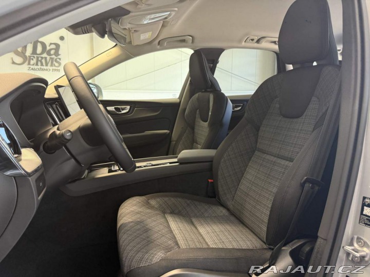 Volvo XC60 B5 2.0L 250+14 HPAT8 AWD 2026