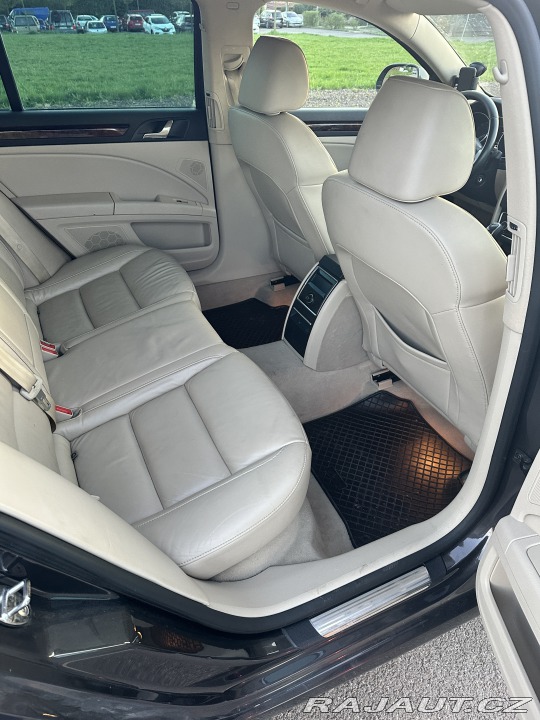Škoda Superb Osobní 2011