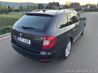 Škoda Superb Osobní 2011