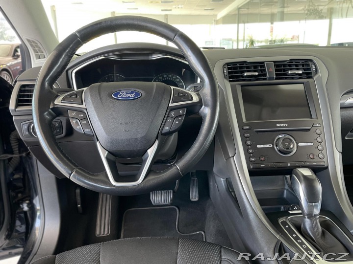 Ford Mondeo 2,0TDI Aut*TITANIUM*Tažné 2018