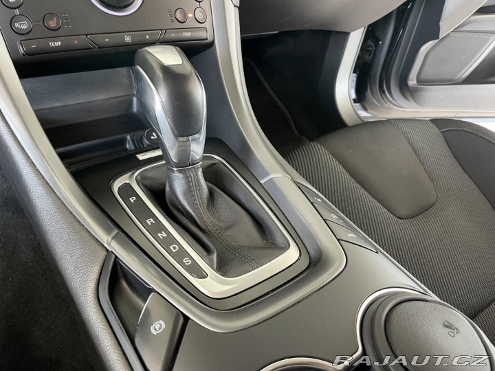 Ford Mondeo 2,0TDI Aut*TITANIUM*Tažné 2018
