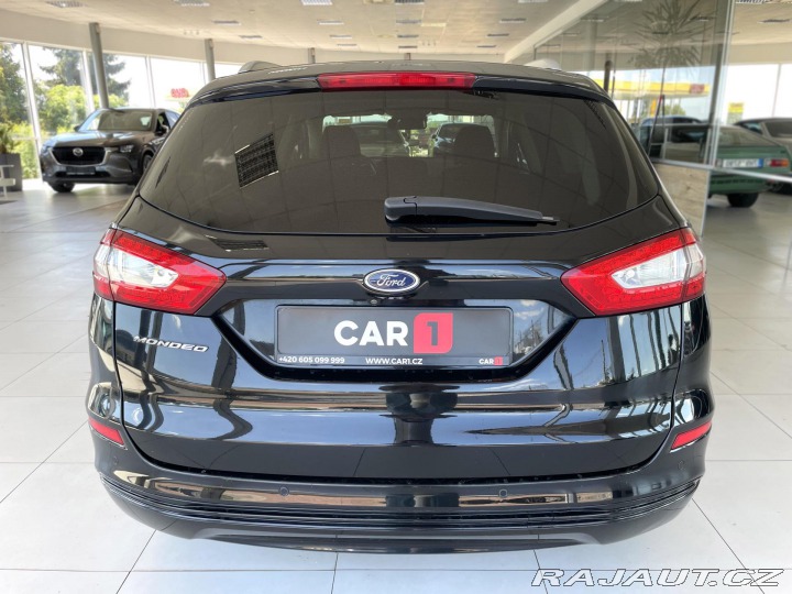 Ford Mondeo 2,0TDI Aut*TITANIUM*Tažné 2018