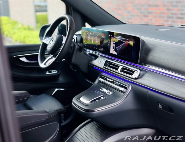 Mercedes-Benz V V300d 4-MATIC AVANTGARDE 2024