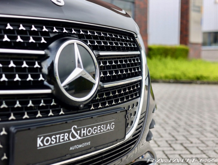Mercedes-Benz V V300d 4-MATIC AVANTGARDE 2024