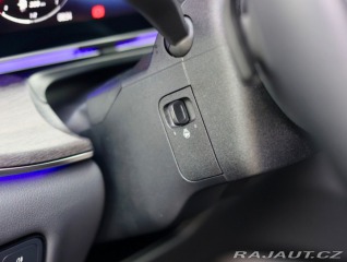 Mercedes-Benz V V300d 4-MATIC AVANTGARDE 2024