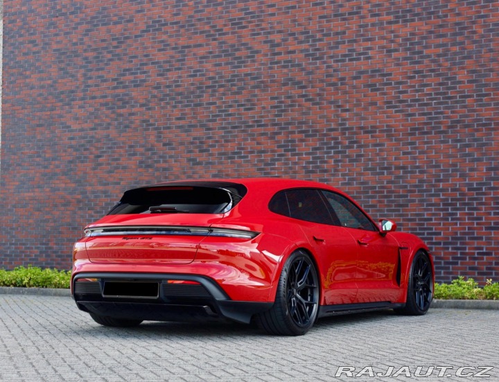 Porsche Taycan Cross Turismo 4 *Pasažie 2023