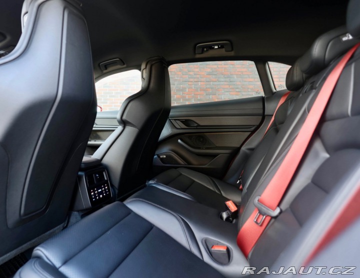 Porsche Taycan Cross Turismo 4 *Pasažie 2023