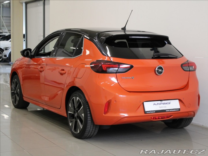 Opel Corsa 0,1 50kWh Elegance KAMERA 2020