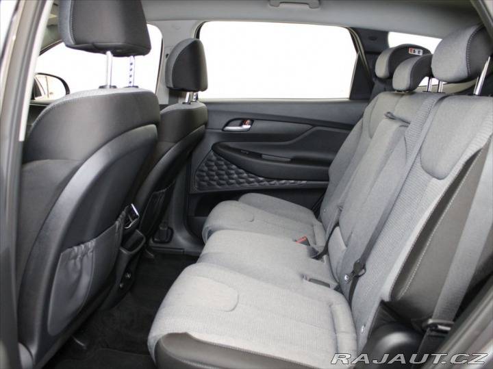 Hyundai Santa Fe 2,2 CRDi 142kW 7 míst 1.m 2022