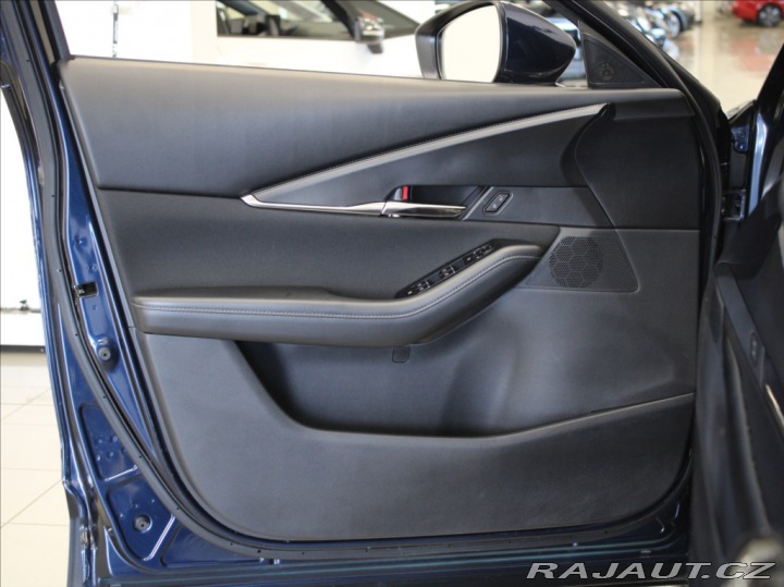 Mazda CX-30 2,0 G122 AT Plus BEZKLÍČ 2023