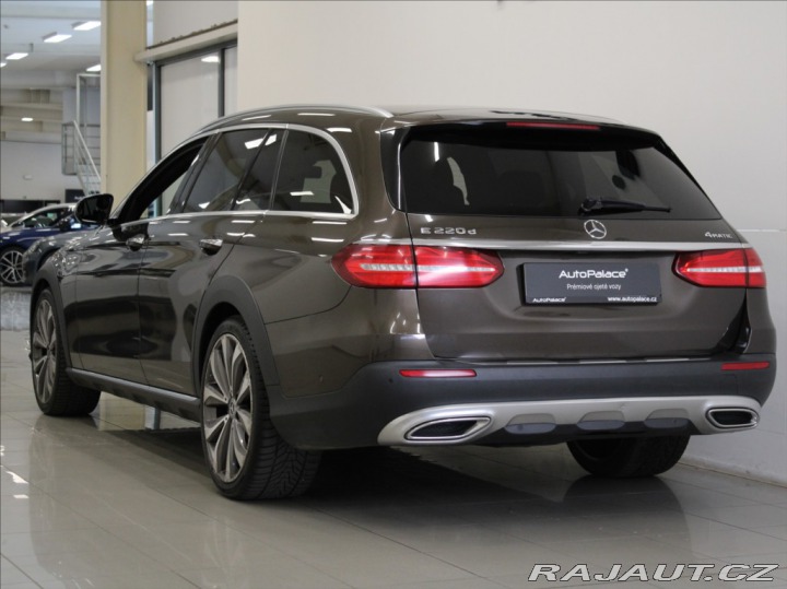 Mercedes-Benz E 2,0 220D All-terrain TAŽN 2017