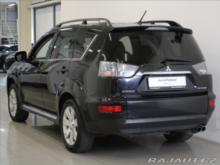 Mitsubishi Outlander 2,2 Di-D AT 4x4 7-míst KŮ 2012