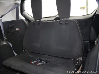 Mitsubishi Outlander 2,2 Di-D AT 4x4 7-míst KŮ 2012