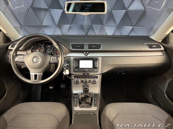 Volkswagen Passat 2,0 TDI 103KW COMFORTLINE 2012
