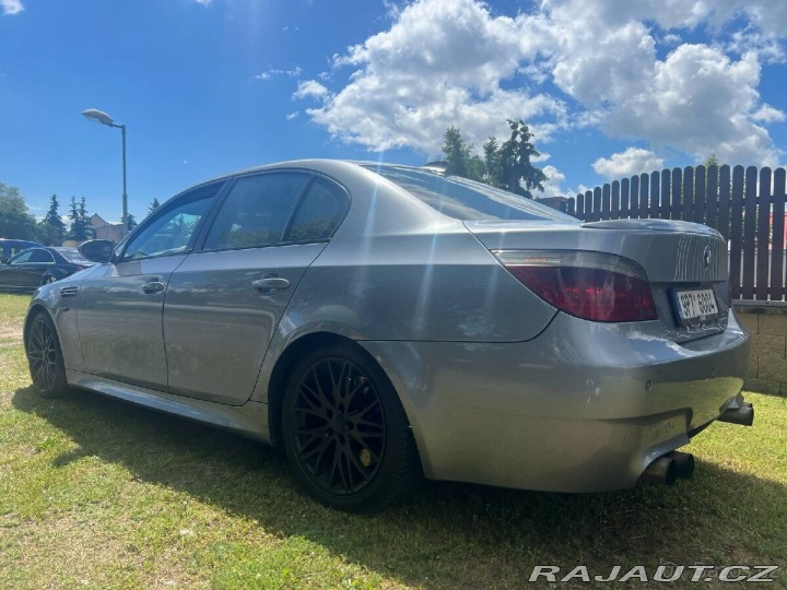 BMW 5 E60 535D M5 Look po servi 2006