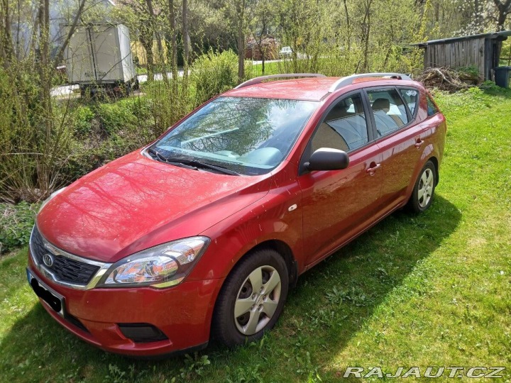 Kia Ceed 1,4 2010