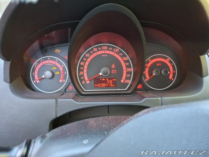 Kia Ceed 1,4 2010