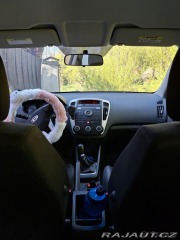 Kia Ceed 1,4 2010