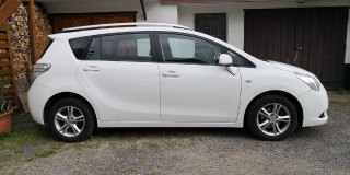 Toyota Verso 2,0   2011, d 4d, 93kw, n