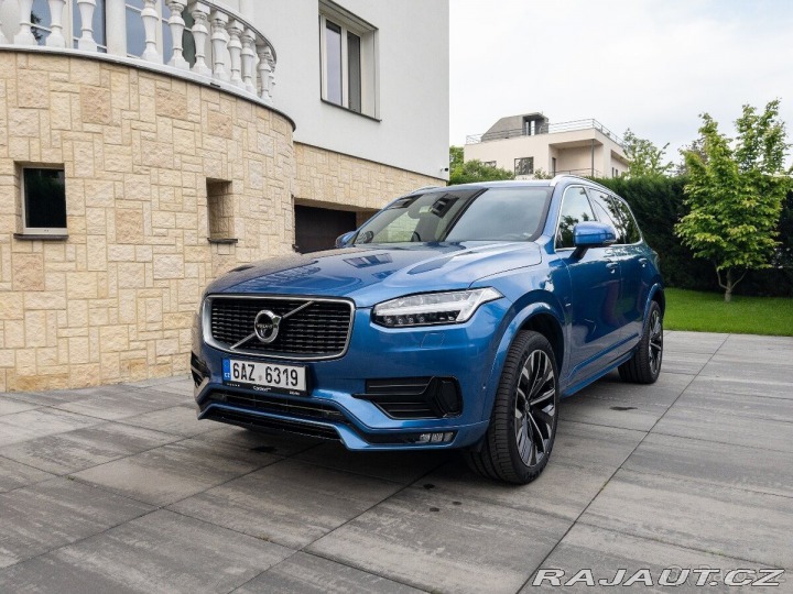 Volvo XC90 R-Design Modrá 2018 63tis 1800