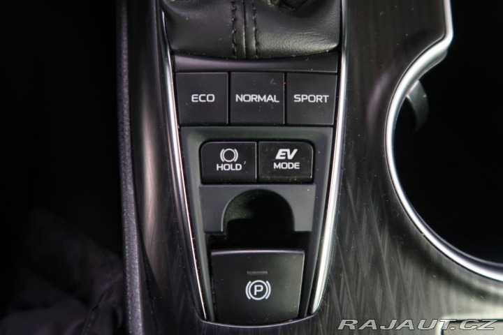 Toyota Camry 2.5Hybrid,CZ,1Maj,Executi 2023