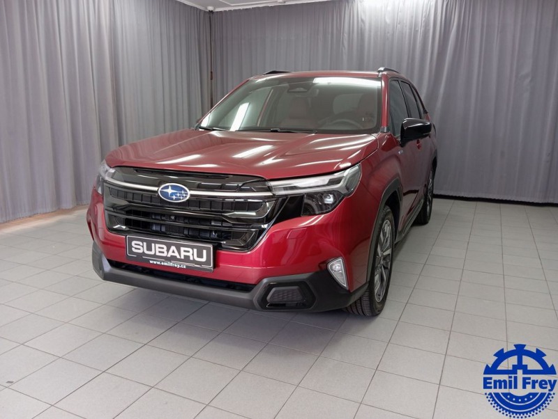 Subaru Forester TOURING 4X4. K ODBĚRU IHN