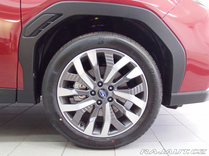 Subaru Forester TOURING 4X4. K ODBĚRU IHN 2026
