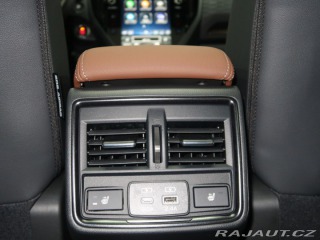 Subaru Forester TOURING 4X4. Ihned k odbě 2025